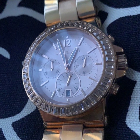 Michael Kors rose gold watch